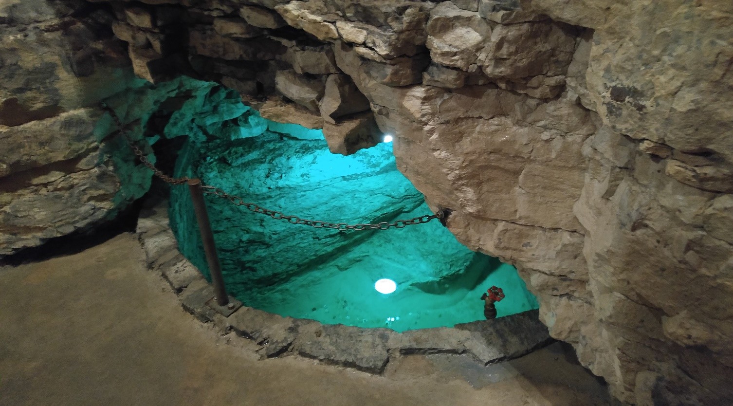 Cave wishing well in Tyendinaga