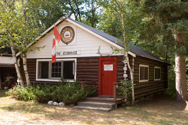 Outside view of the front of the Clubhouse at Devil's Elbow Lodge