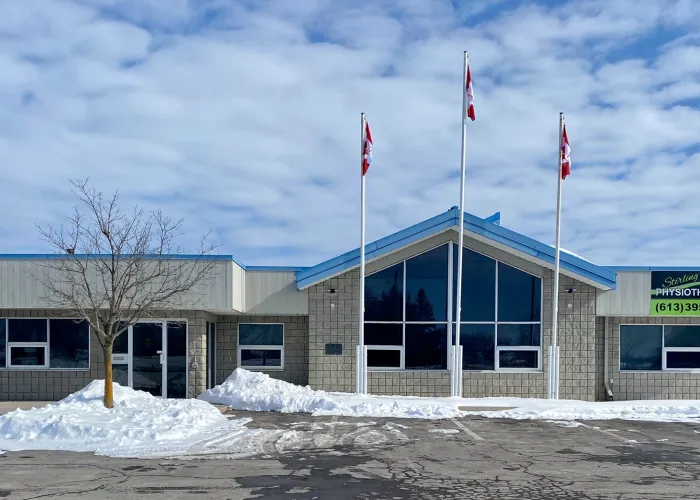 3 Flags Motel in Stirling, Ontario